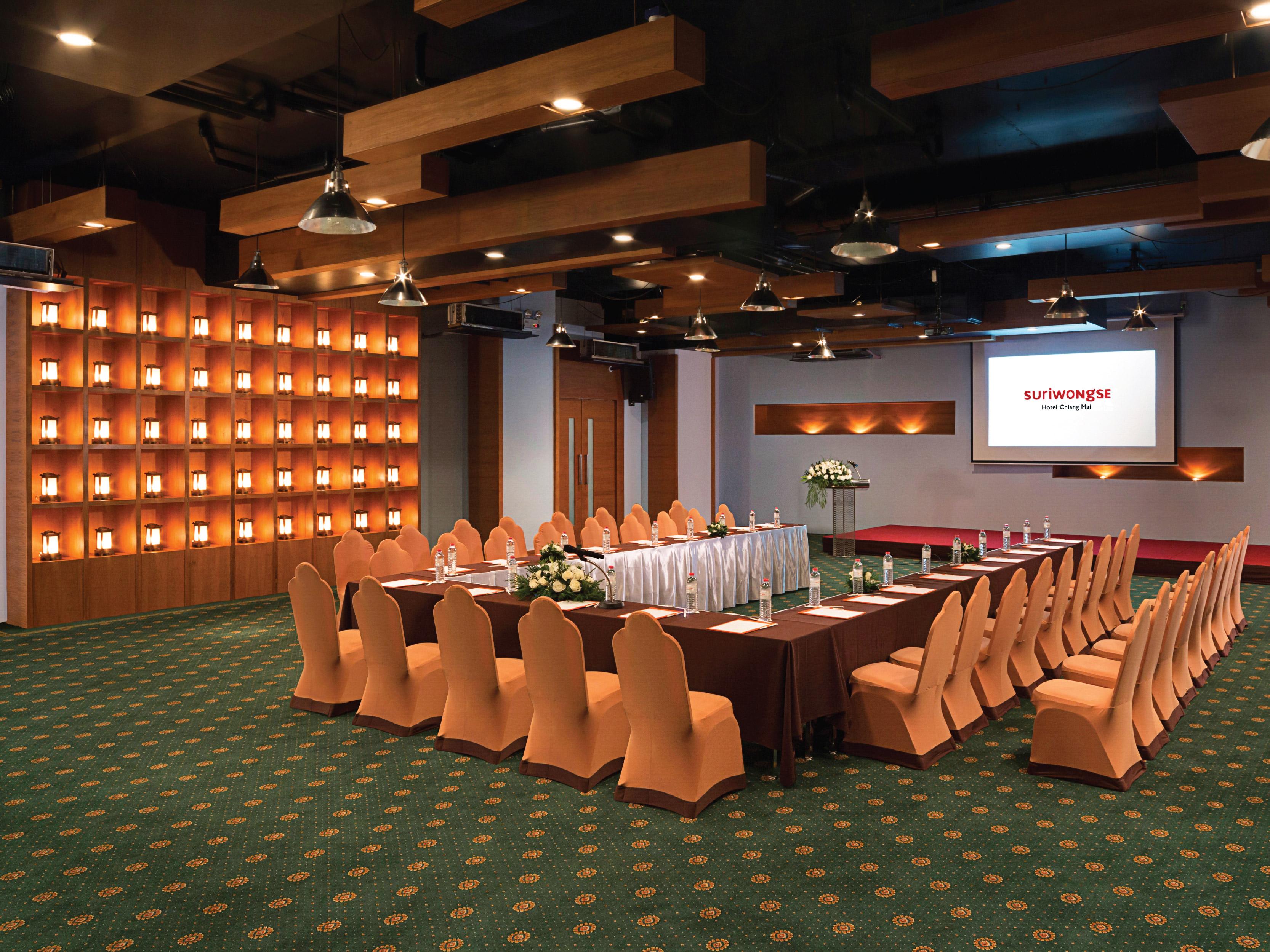 Movenpick Suriwongse Hotel Chiang Mai Exterior foto